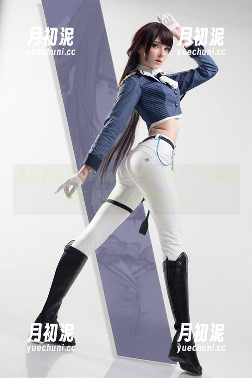 最近沉迷于“Candy Ball双人”写真集，脑子里乱七八糟的念头。